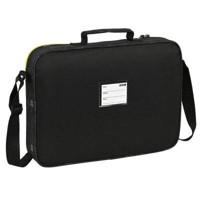 Bolsa preta para laptop com alça e etiqueta de identificação