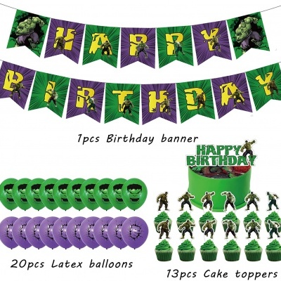 Decoração de festa de aniversário com tema Hulk incluindo faixa, balões e toppers para bolos
