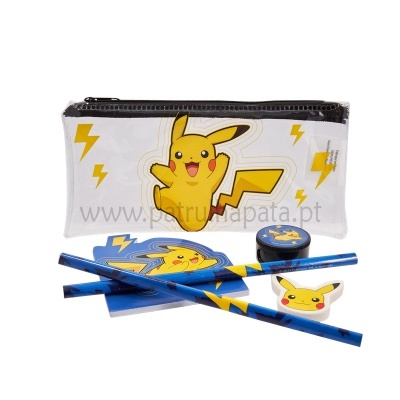 Estojo transparente e material escolar com tema do Pikachu em amarelo e azul