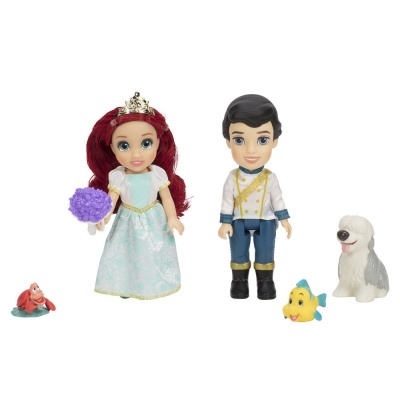 Bonecos da Ariel e príncipe Eric com quatro animais de brinquedo