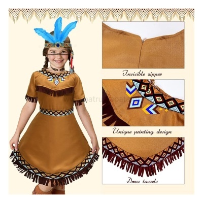 Vestido infantil com franjas e padrão geométrico castanho e adereço azul