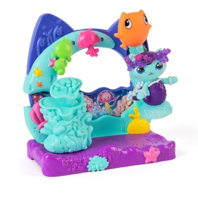 Brinquedo infantil temático marinho colorido com figuras e base roxa