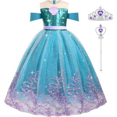 Vestido de criança azul brilhante com detalhes lilás, coroa e varinha de princesa