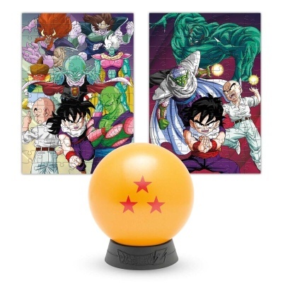 Dois puzzles de Dragon Ball com personagens e uma esfera laranja com três estrelas vermelhas em base preta