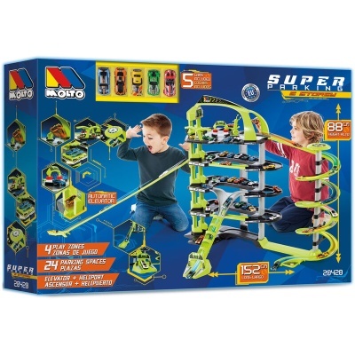 parque de estacionamento Molto Super Parking com 4 pisos e 5 carrinhos