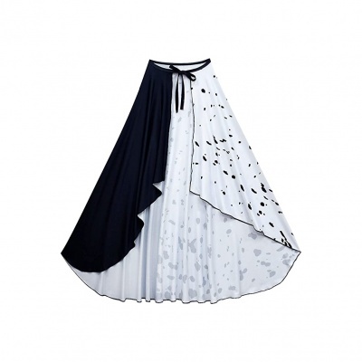 Saia rodada assimétrica preta e branca com padrões abstratos.