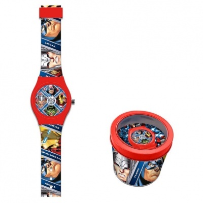 Relógio de pulso vermelho com tema dos Vingadores e caixa com mesma estampa