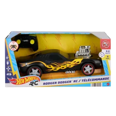 Carrinho Hot Wheels Rodger Dodger RC preto com chamas amarelas e motor prateado embalado