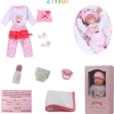 Conjunto de roupa e acessórios para bebé com boneca vestida igual, caixa rosa e certificado de autenticidade