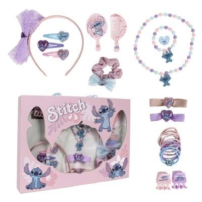 Conjunto de acessórios para cabelo e bijuteria da personagem Stitch com vários itens em tons de rosa, roxo e azul, apresentados em caixa rosa.