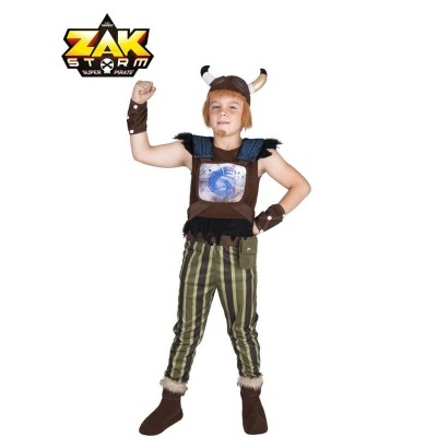 Fato infantil de viking com capacete chifres e colete castanho com escudo azul.