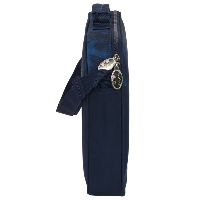 Mala fina azul escuro com fecho de correr e alça ajustável