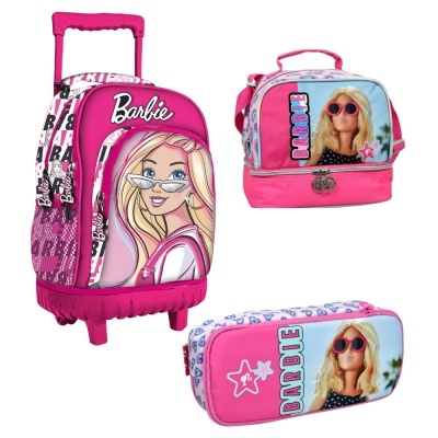 Conjunto Barbie mochila de rodinhas, lancheira e estojo rosa com estampas da Barbie.