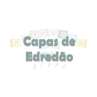 Logotipo Capas de Edredão STORE com blocos coloridos no fundo