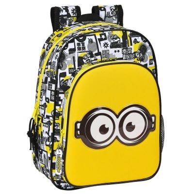 Mochila infantil amarela com desenho dos olhos de Minion e padrão preto e branco nas laterais.