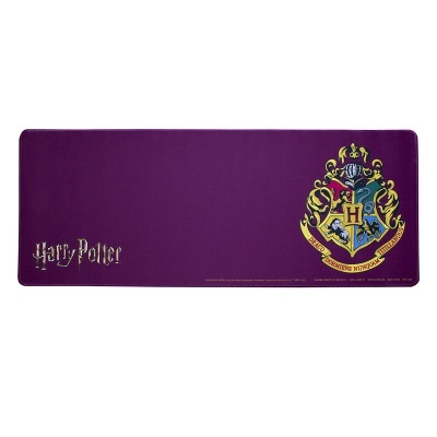 Tapete de rato roxo com escudo de Hogwarts e texto Harry Potter