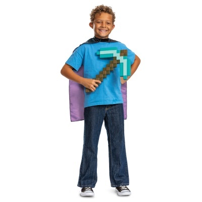 Criança com capa e picareta pixelada