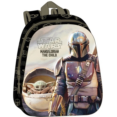Mochila preta com imagem do Mandalorian e The Child da série Star Wars