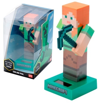 Figura Minecraft Alex com base verde e espada pixelada em embalagem transparente