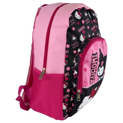 Mochila rosa e preta com personagens Kuromi e Hello Kitty e bolso frontal com zíper.