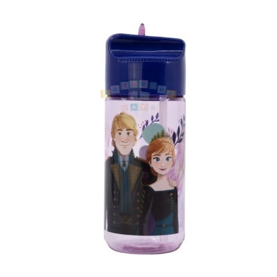 Garrafa de plástico roxa translúcida com ilustração de personagens de desenho animado e tampa azul escura