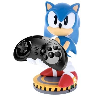 Figura de Sonic segurando um comando de videojogo