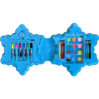 Estojo azul em forma de floco de neve com marcadores, lápis de cor, tinta aquarela e pincel