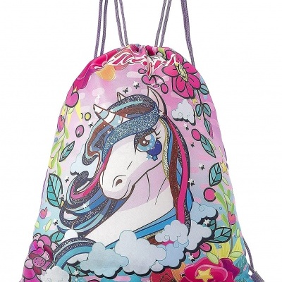 mochila saco com estampa de unicórnio e flores coloridas