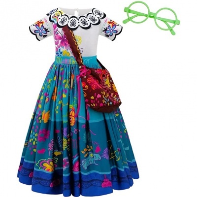 Vestido colorido florido, bolsa vermelha e óculos verdes