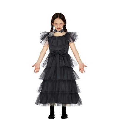 Vestido infantil preto em camadas de tule com detalhe de flor prateada no ombro.