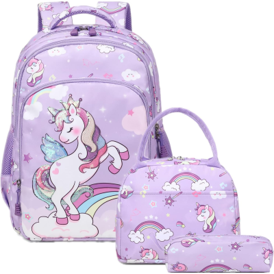 Conjunto infantil lilás com mochila, lancheira e estojo com estampado de unicórnios e arco-íris