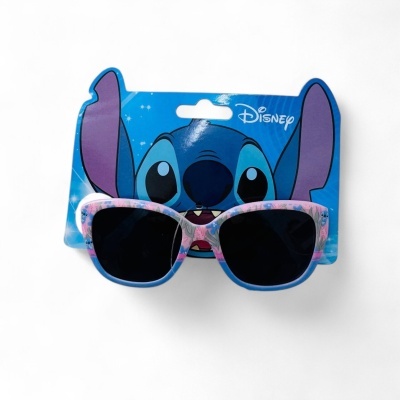 Óculos de sol Disney com personagem Stitch na embalagem