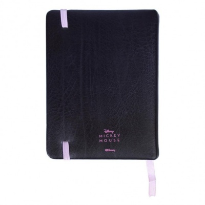 Capa de agenda preta com elástico lilás e texto Disney MICKEY MOUSE