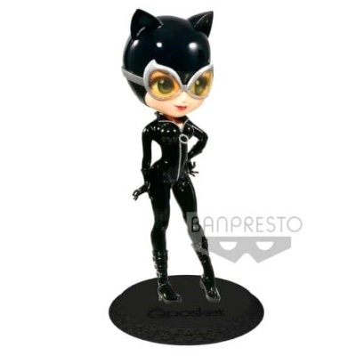 Figura colecionável Qposket personagem feminina com fato preto e máscara de gato