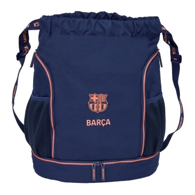 Mochila desportiva azul marinho com logo do FC Barcelona e detalhes laranja