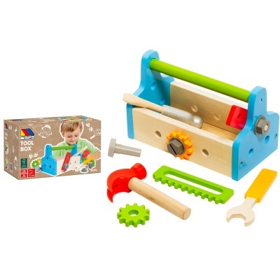 Caixa de ferramentas de brinquedo em madeira com ferramentas coloridas e embalagem com criança a brincar.