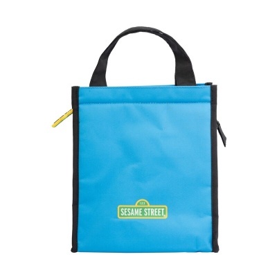 Mala térmica azul com alças pretas e fechos de correr com logo SESAME STREET