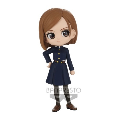 Figura de vinil feminina com casaco e saia azul escuro, cabelo castanho e olhos grandes