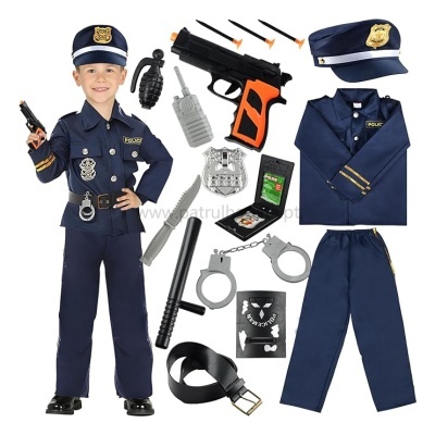 Fato de polícia infantil com acessórios de brinquedo