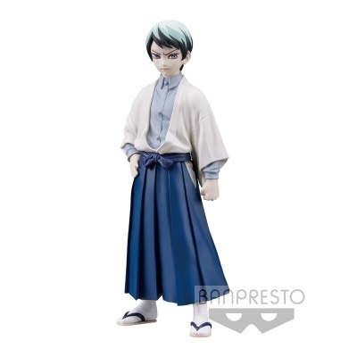 Figura colecionável de personagem masculino com roupa azul e casaco branco