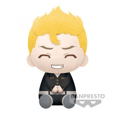 Pelúcia personagem anime com cabelo amarelo e roupa preta sentada