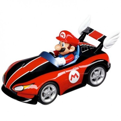 Brinquedo de Mario em carro de corrida preto e vermelho com asas no spoiler