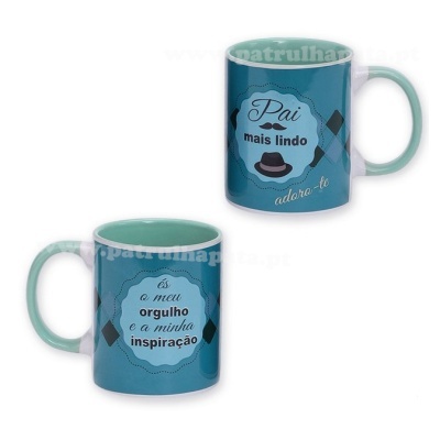 Duas canecas azuis com pegas verdes e textos para pai
