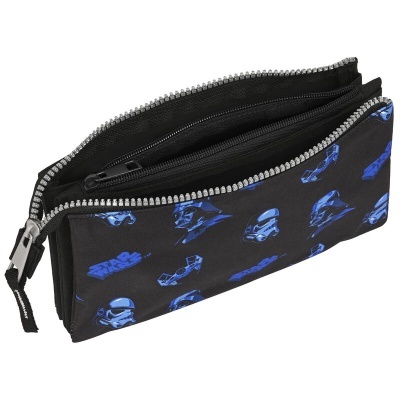 Estojo escolar preto com padrão azul de capacetes Stormtrooper da Star Wars e fechos de correr.