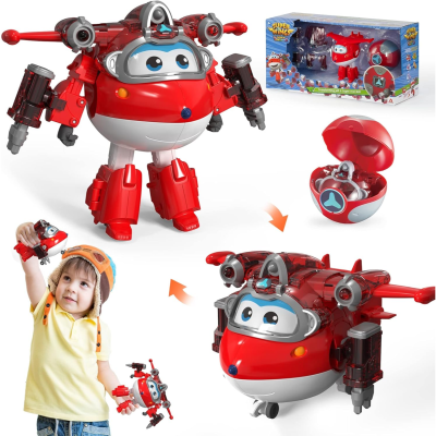 Brinquedo transformável robô e avião vermelho e branco e criança a brincar