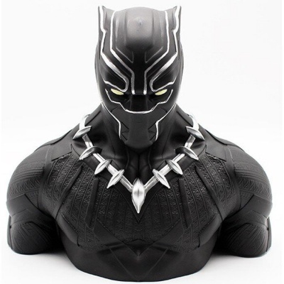 Busto da personagem Black Panther com detalhes prateados e olhos amarelos