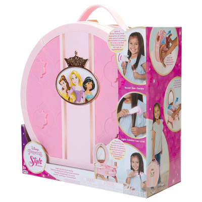 Estojo de maquilhagem rosa Disney Princess Style com princesas e imagens de uso na embalagem