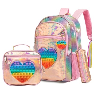 Conjunto rosa holográfico com mochila, lancheira e estojo com coração pop it colorido
