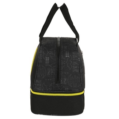 Mala preta com padrão de morcegos e texto relacionado a Batman, fechos amarelos