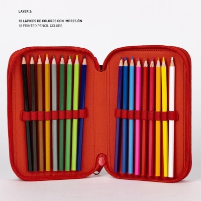 Estojo vermelho aberto com 18 lápis de cor organizados em elásticos